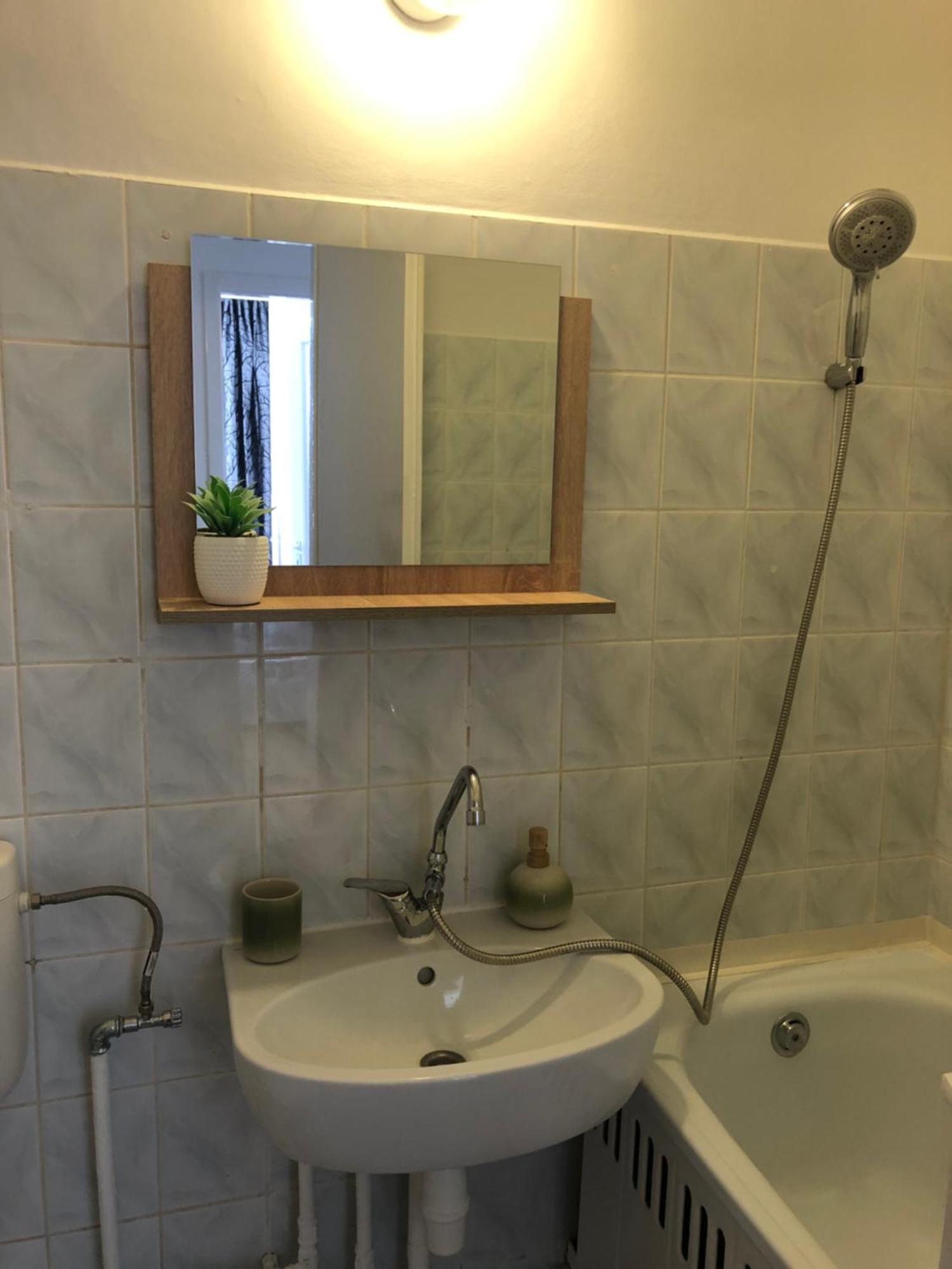 Juti Apartman Eger Luaran gambar